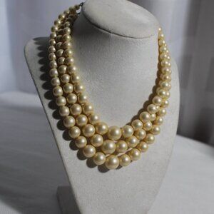 Vintage 3-Strand Faux Pearl Graduated Chunky Necklace Choker